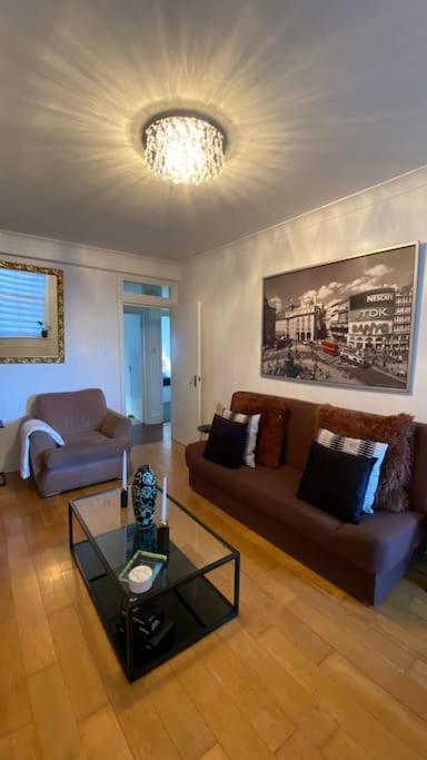 2 Bedroom Flat In Camberwell Green - Central Location With Excellent Connections To Tourist Attractions And Main London Airports Zewnętrze zdjęcie